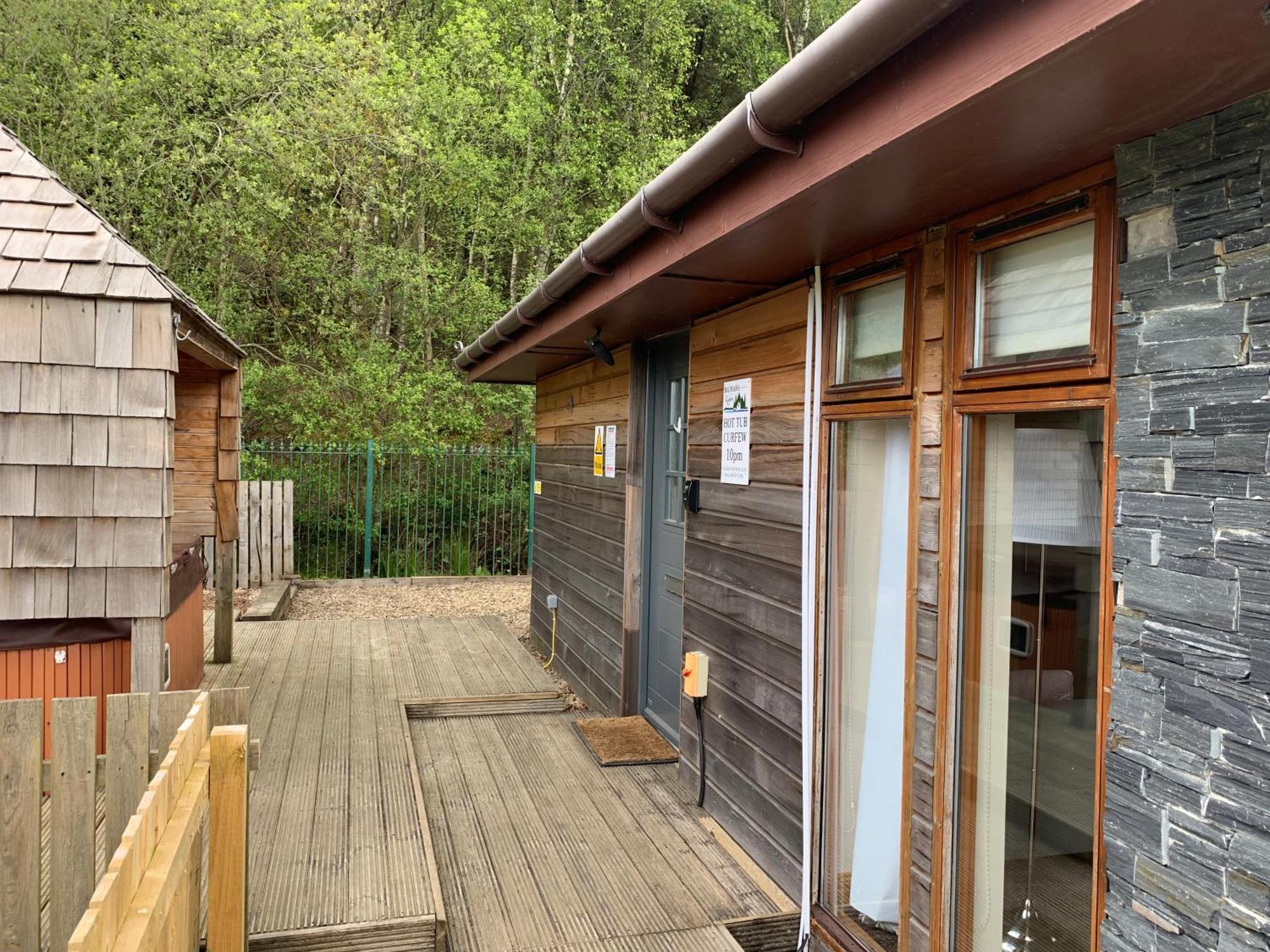 Balmaha Lodges And Apartments מראה חיצוני תמונה